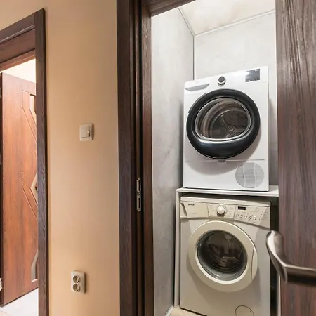 아파트 Downtown аpartment With Free Parking