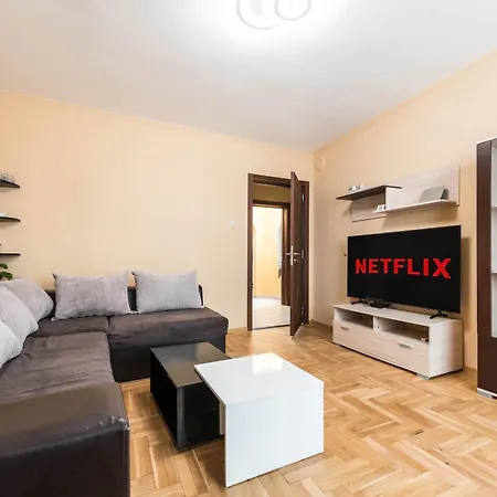 Downtown аpartment With Free Parking Appartement *