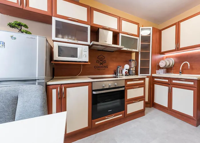 Downtown аpartment With Free Parking דירה